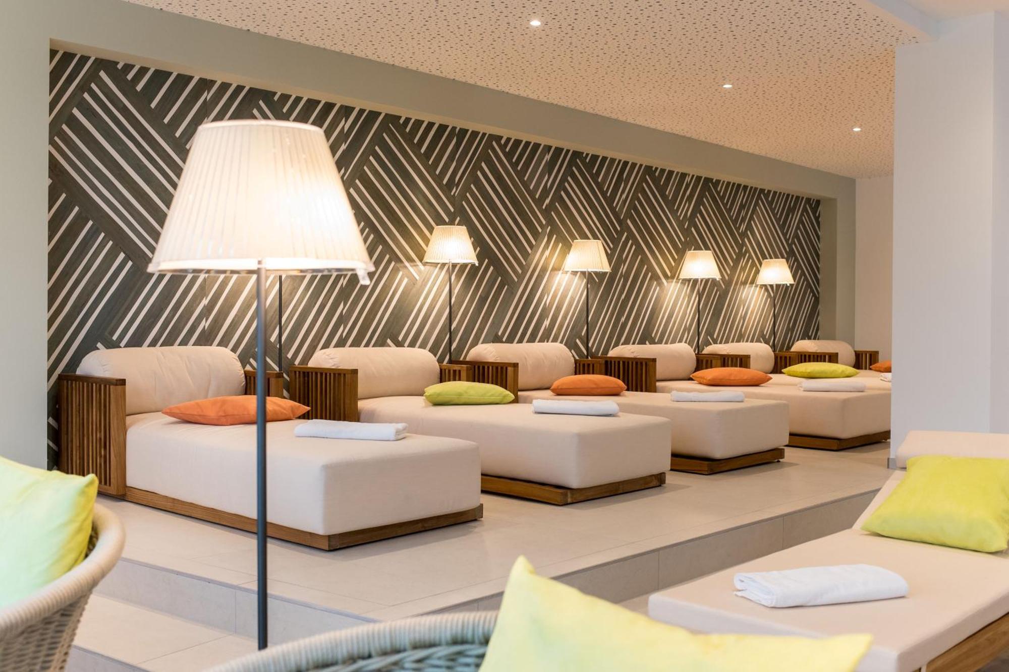 Hotel & Spa Sonne 상트칸지안 외부 사진